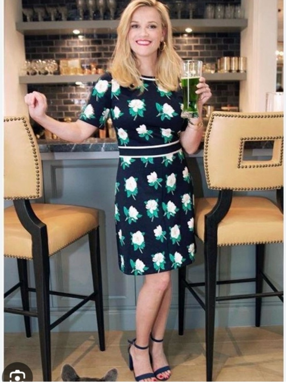 Like New! Draper James Navy A-Line Skirt with White Floral Print w/ Green Leaves